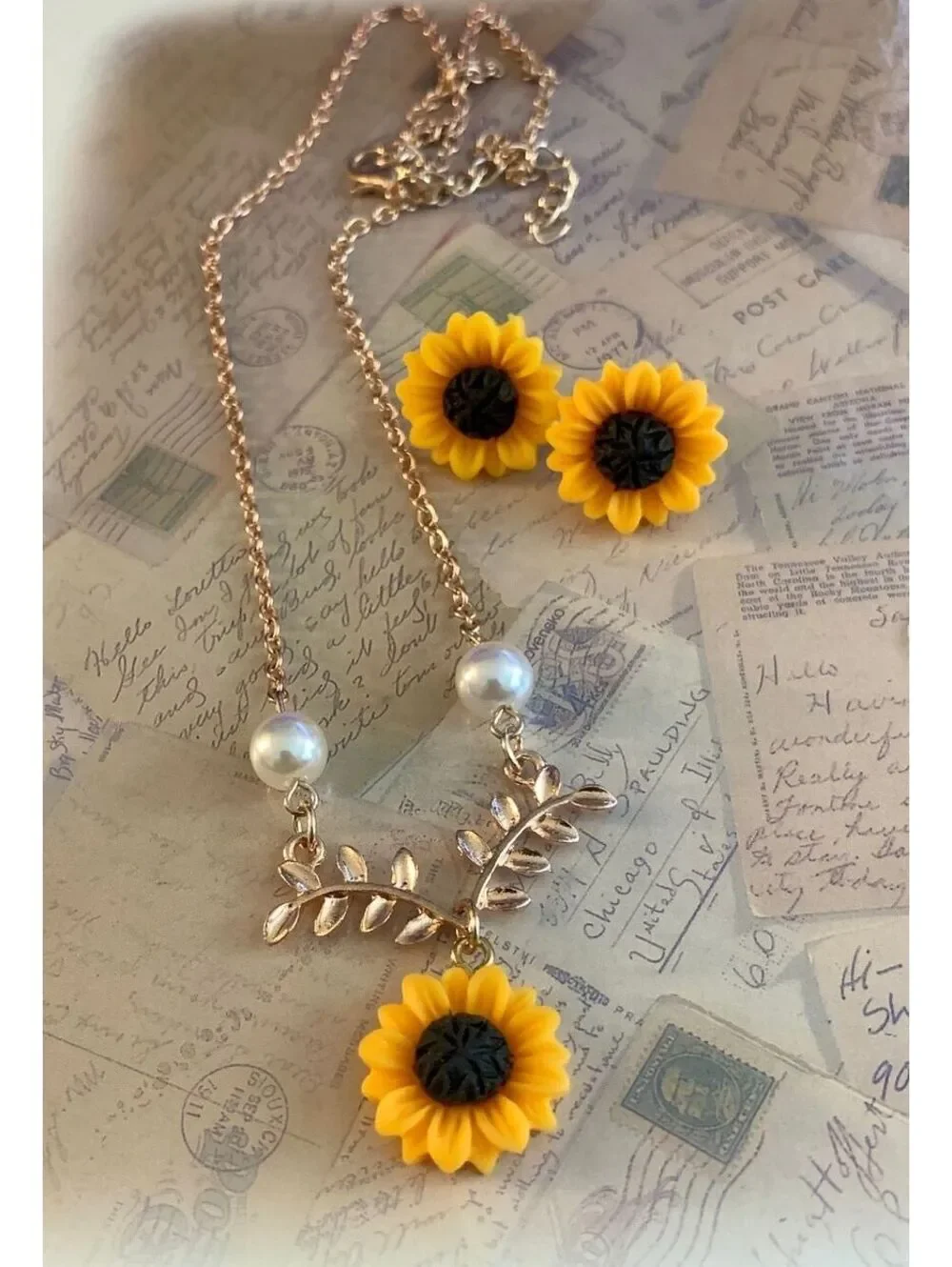 Bright Sunflower Necklace and Earrings Set – Cheerful Floral Jewelry